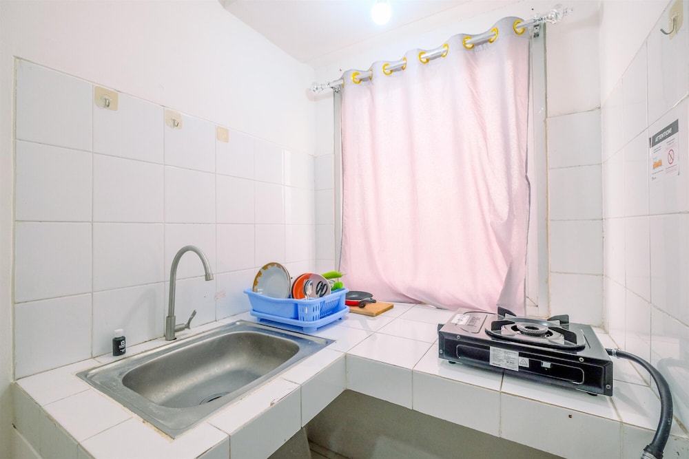 simply look studio at mont blanc bekasi apartment
