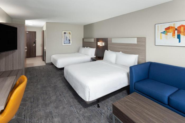 holiday inn express reedsburg dells area an ihg hotel
