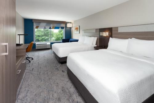 holiday inn express reedsburg dells area an ihg hotel