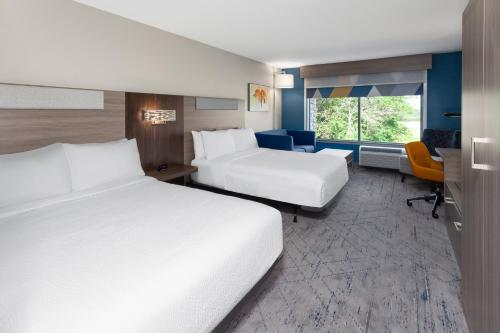 holiday inn express reedsburg dells area an ihg hotel