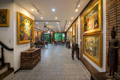 art museum villa hoi an