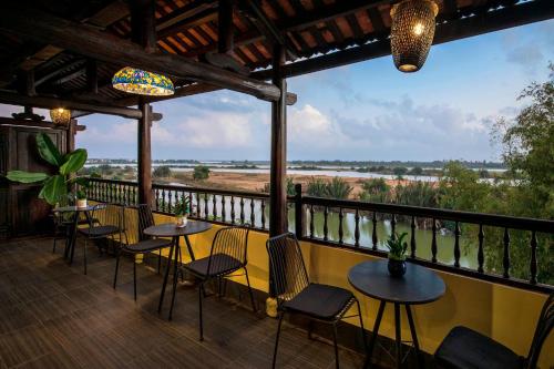 art museum villa hoi an