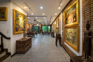 art museum villa hoi an