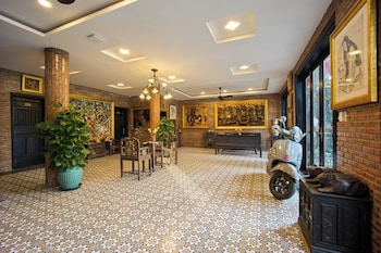 art museum villa hoi an