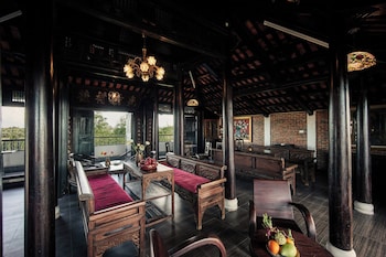 art museum villa hoi an