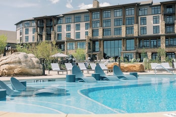 cloudland at mclemore resort lookout mountain curio by hilton