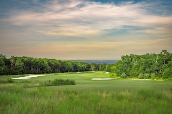 cloudland at mclemore resort lookout mountain curio by hilton