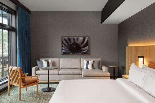 cloudland at mclemore resort lookout mountain curio by hilton