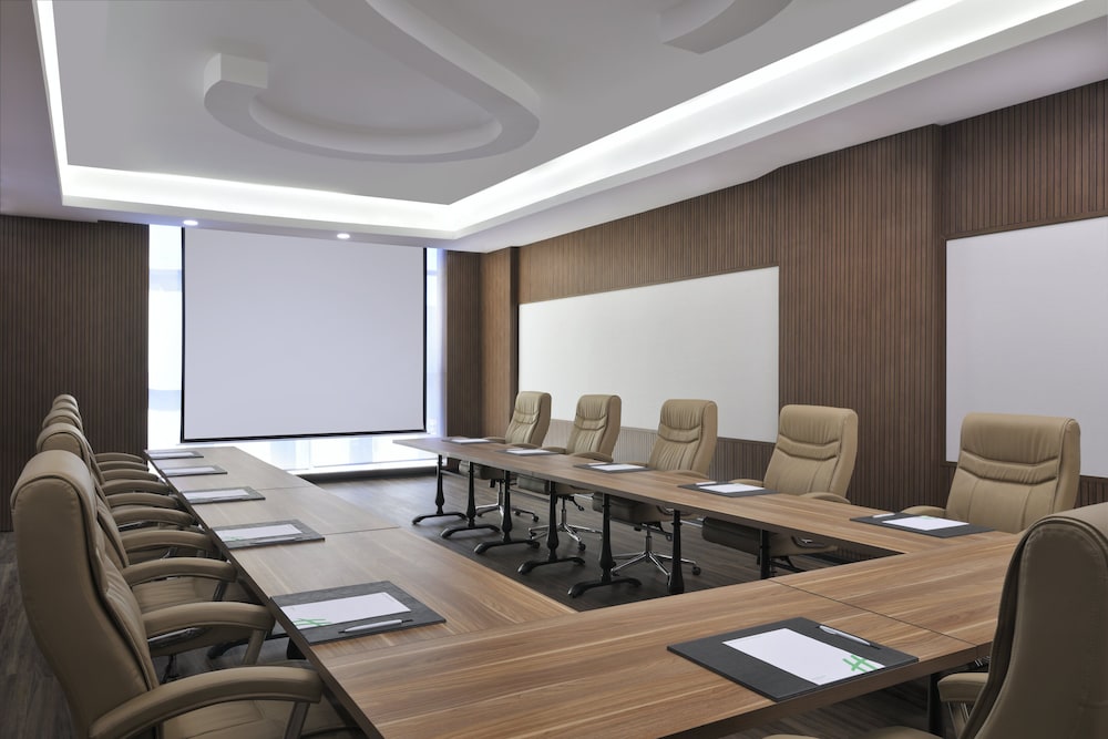 holiday inn jeddah corniche an ihg hotel