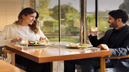 holiday inn jeddah corniche an ihg hotel