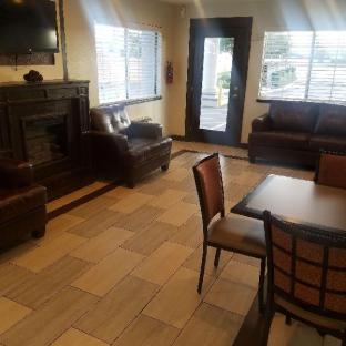 Surestay Hotel By Best Western Hollister,San Benito>>Hollister,3 star