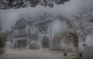 elafos hotel