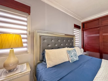beautiful 2 br apartment with bbq