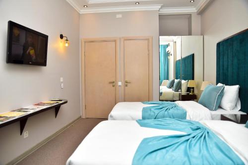 karat inn boutique hotel