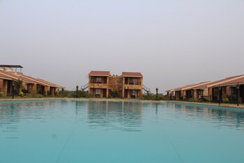 The Blackbuck Trails Velavadar,India>>Bhavnagar,3 star