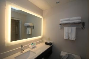 holiday inn express hillsville by ihg
