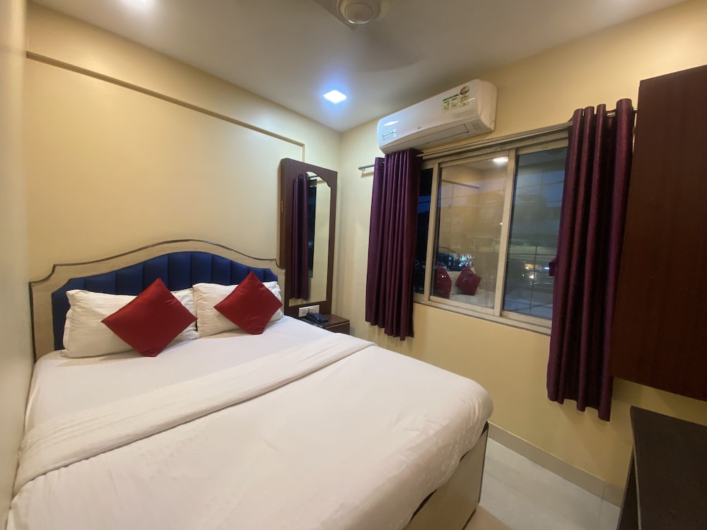 hotel royal grand near mumbai international airport