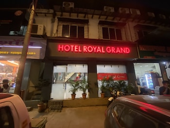 hotel royal grand near mumbai international airport