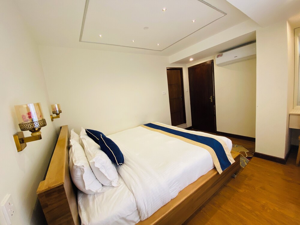 kathmandu business hotel