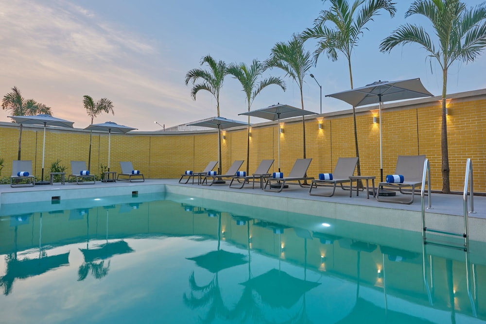 city express by marriott cancun aeropuerto