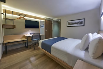 city express by marriott cancun aeropuerto