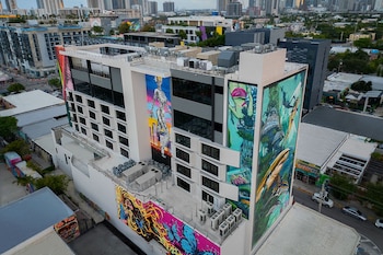 moxy miami wynwood