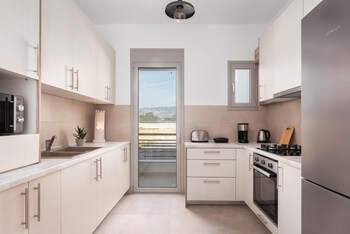 cavos boutique homes