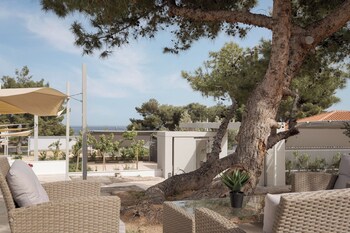 cavos boutique homes