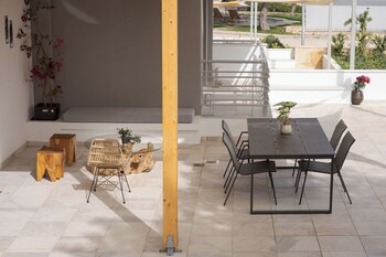 cavos boutique homes