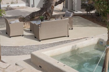 cavos boutique homes