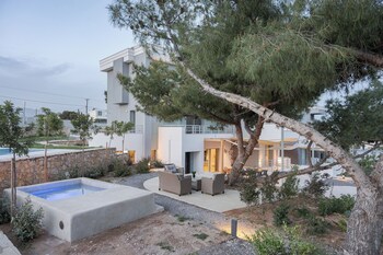 cavos boutique homes