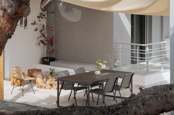 cavos boutique homes