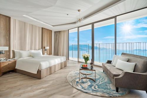 panorama beachfront nha trang condotel