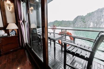 honey boutique cruise