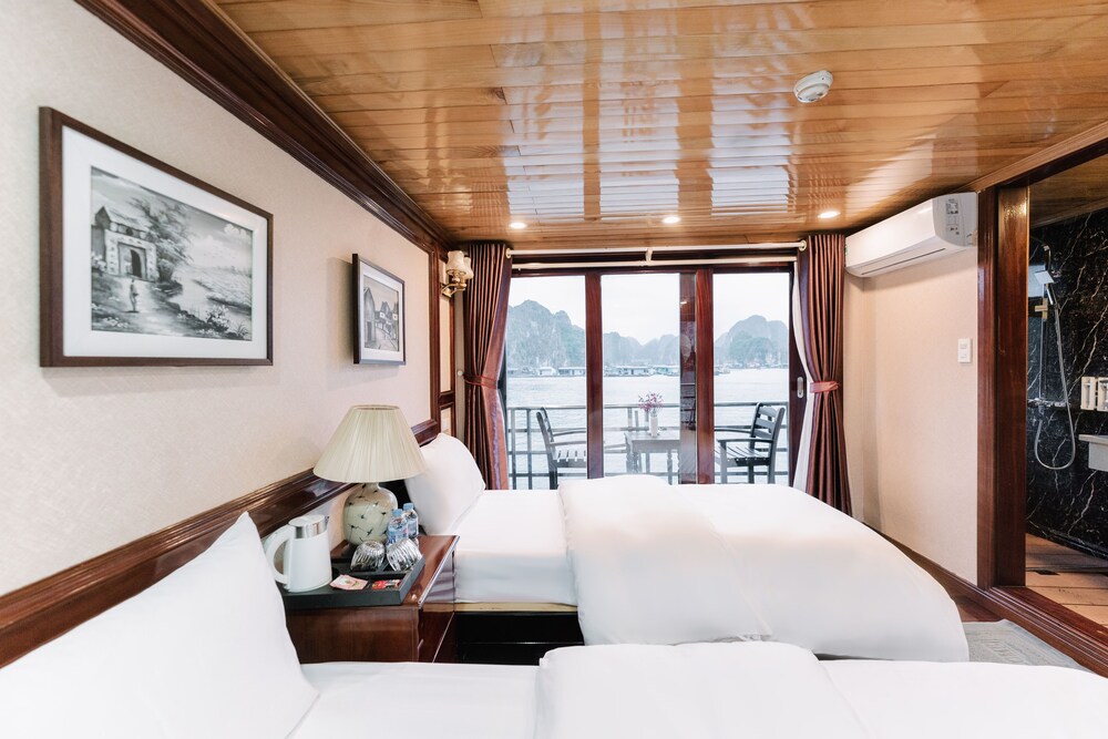 honey boutique cruise