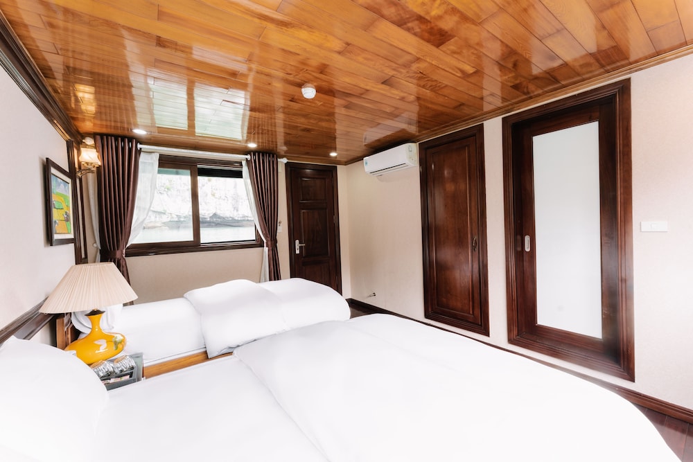 honey boutique cruise