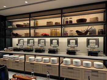 vivere hotel artotel curated
