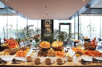 crowne plaza ezhou an ihg hotel