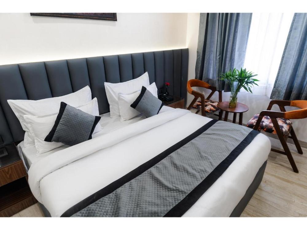 hotel palash