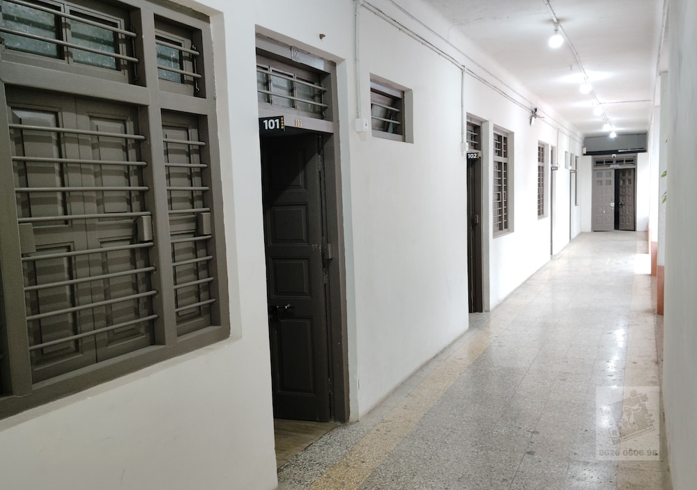 6 cr hotel natraj aurangabad