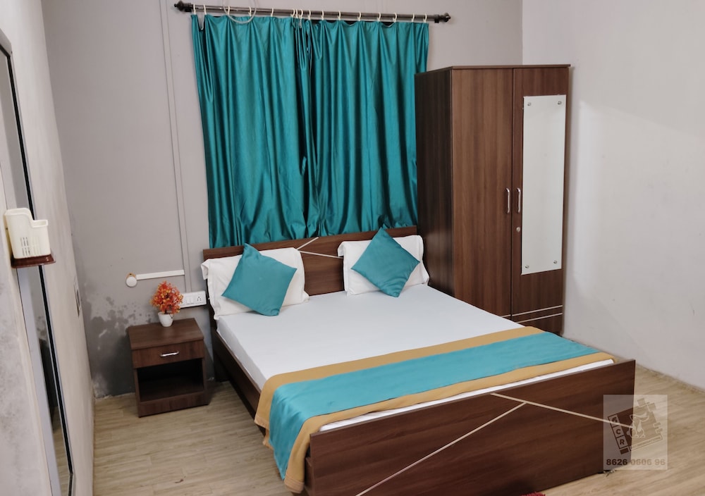 6 cr hotel natraj aurangabad