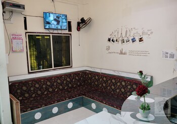 6 Cr Hotel Natraj Aurangabad,India>>Aurangabad,2 star