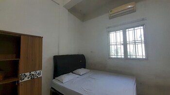 oyo 93417 homestay bunga rinte syariah