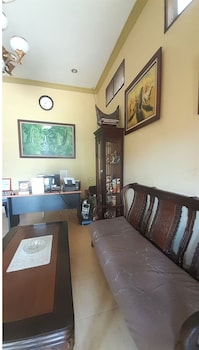 oyo 93417 homestay bunga rinte syariah