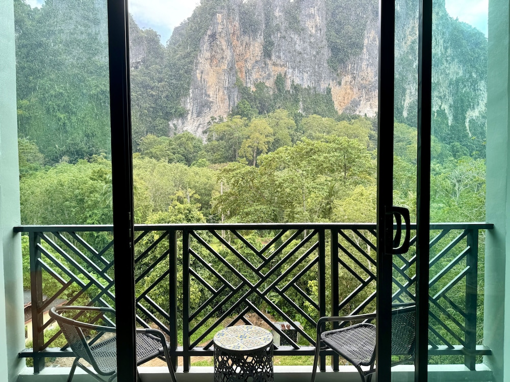keereen resort ao nang krabi