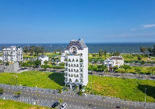 tiffany hotel and restaurant