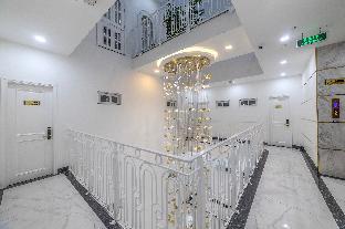 tiffany hotel and restaurant