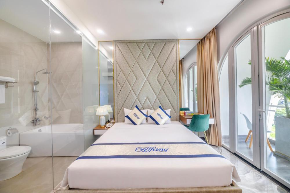 tiffany hotel and restaurant