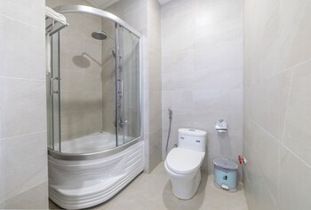 tiffany hotel and restaurant