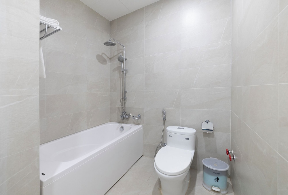 tiffany hotel and restaurant